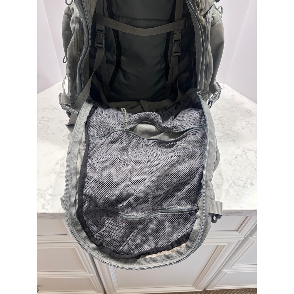 CamelBak Maximum Gear Tactical Backpack Cordura Assault Pack Foliage Green Grey - Picture 12 of 16